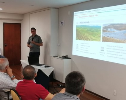 Prof. Ricardo Alonso