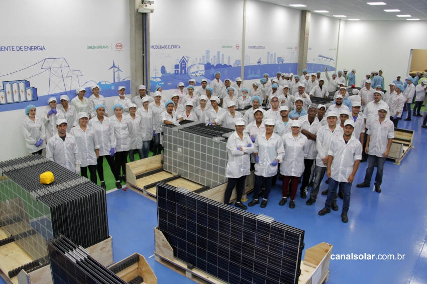 BYD amplia produção de painéis solares no Brasil