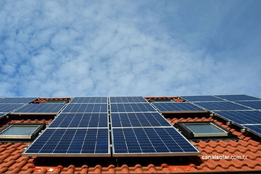 SolarEdge lança solução residencial no Brasil; Ecori tem kits a pronta entrega