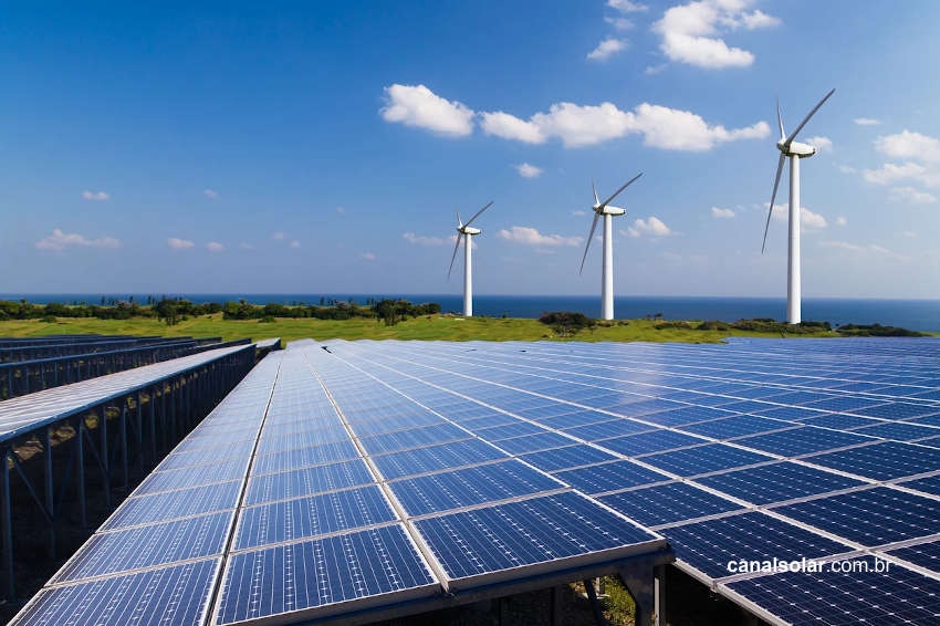 Solar e eólica são as fontes mais baratas em maior parte do mundo