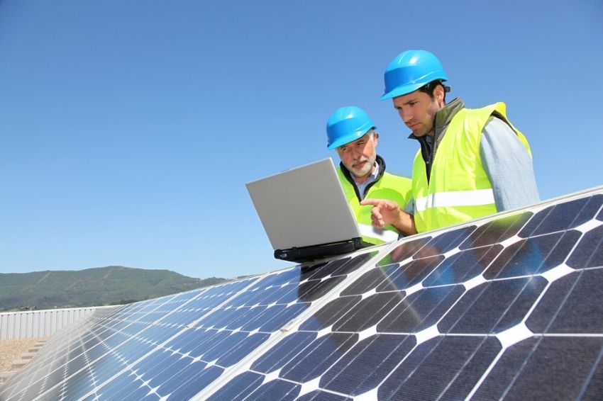 Plataforma online analisa projetos e calcula melhor opção de gerador fotovoltaico para clientes