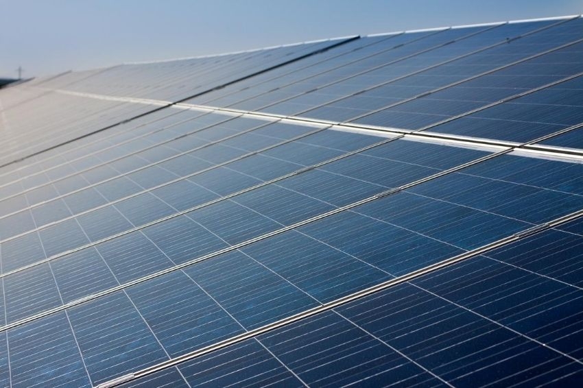 Ambev vai fornecer energia solar para bares e restaurantes de MG