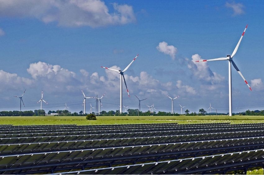 Investimento global em renováveis aumenta 5% no 1º semestre de 2020