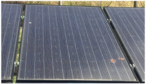 Figura 2: Módulo fotovoltaico nº 4, com sujidade acentuada em relação aos demais e maior desvio de potência em relação ao valor nominal