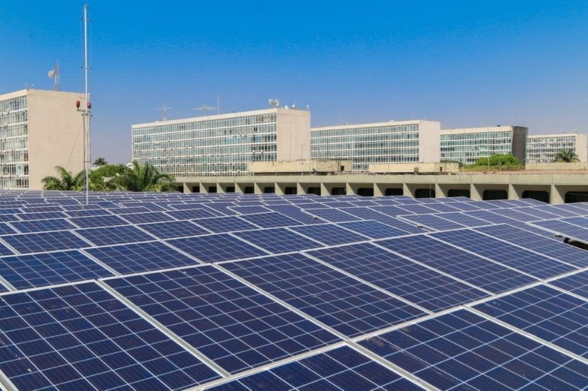 40% do prédio do Ministério da Defesa opera por meio da energia solar