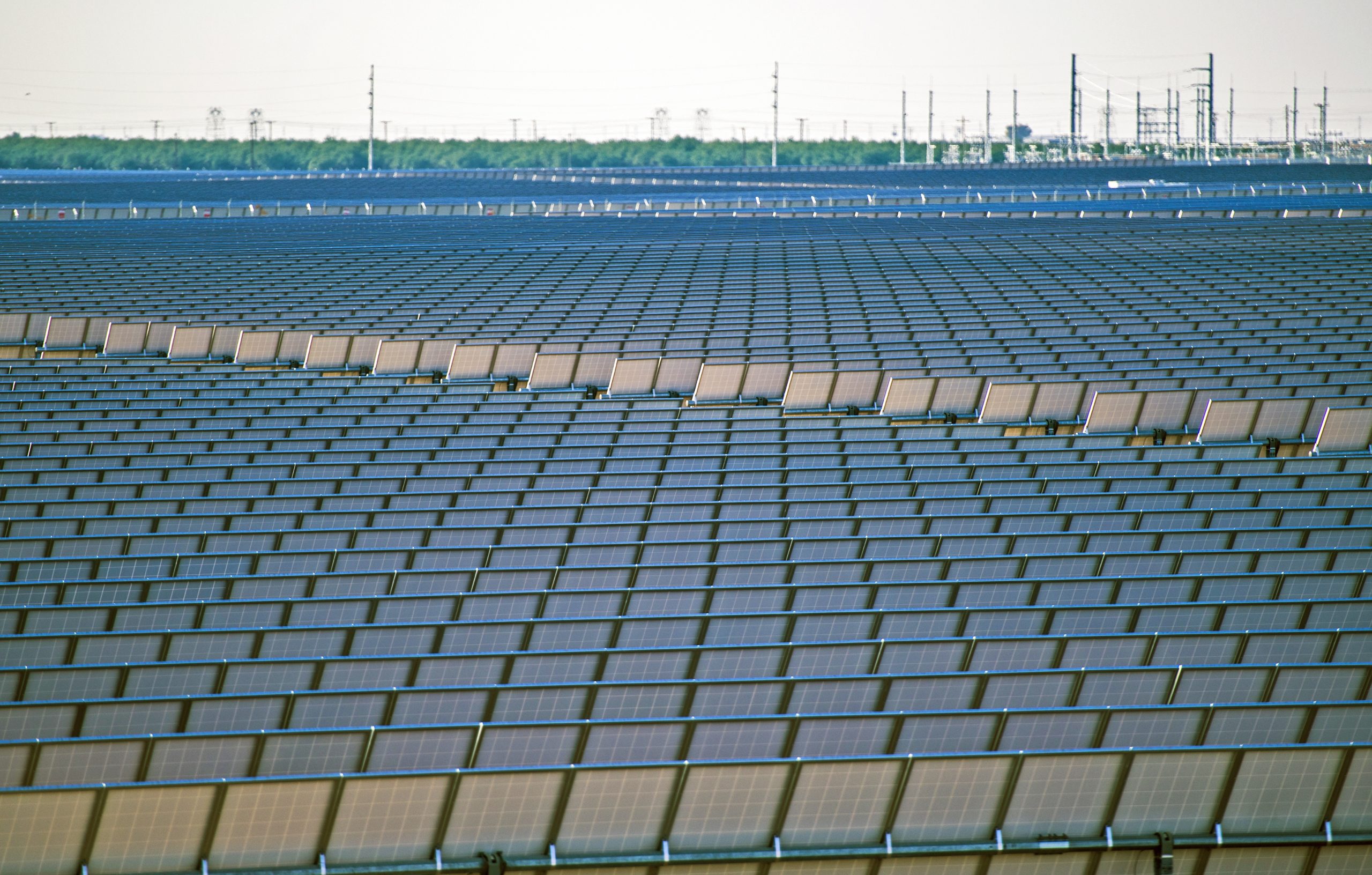 Como a energia solar deve se tornar um diferencial competitivo nas indústrias?