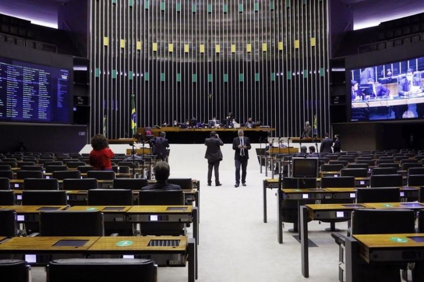 Deputados voltam a discutir texto da Medida Provisória 998 Deputados voltam a discutir texto da Medida Provisória 998