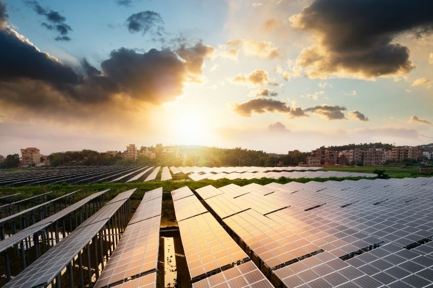 Setor fotovoltaico gerou mais de 86 mil empregos no Brasil em 2020