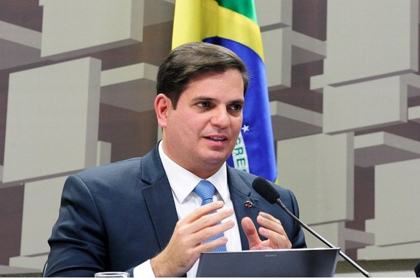 Pepitone afirma que a ANEEL é favorável à GD e que cabe ao Congresso decidir sobre alterações das regras Pepitone afirma que a ANEEL é favorável à GD e que cabe ao Congresso decidir sobre alterações das regras