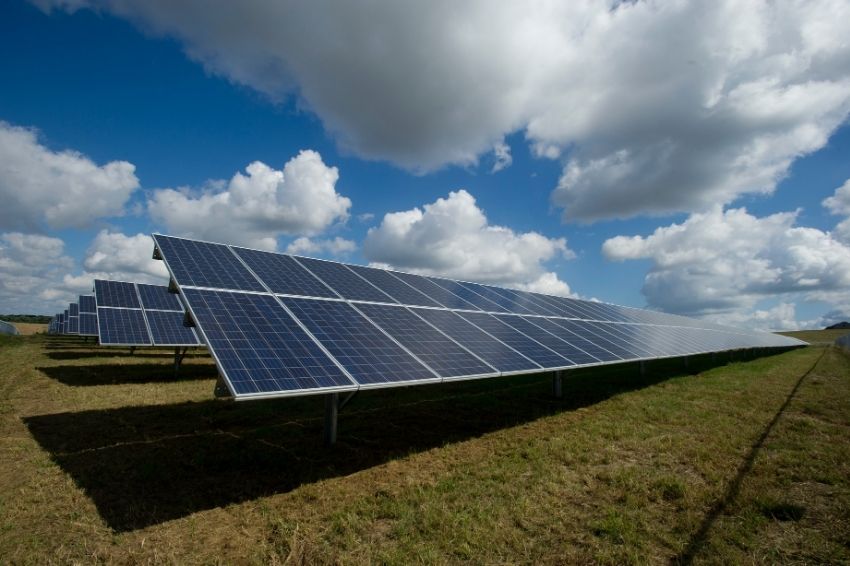 Renovigi lança sistema de energia solar off-grid