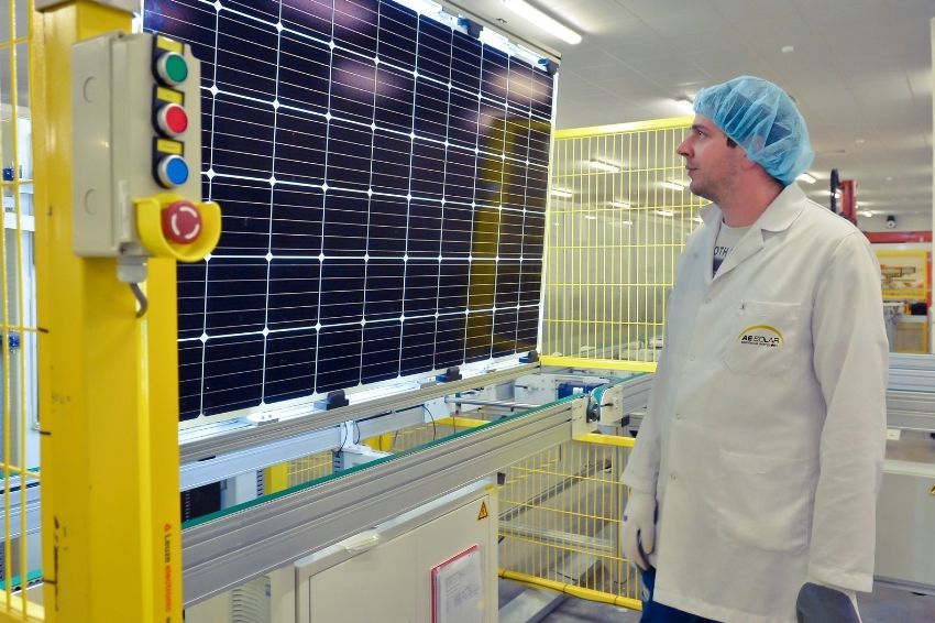 AE Solar abrirá fábrica de painéis solares na Turquia