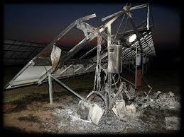 Figure 1 - Photovoltaic modules destroyed by the direct impact of an atmospheric discharge. Source: DEHN