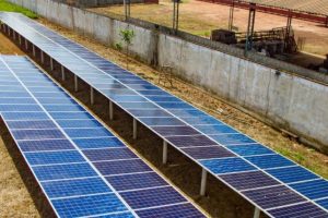 Investimentos levam energia solar para áreas remotas do Brasil