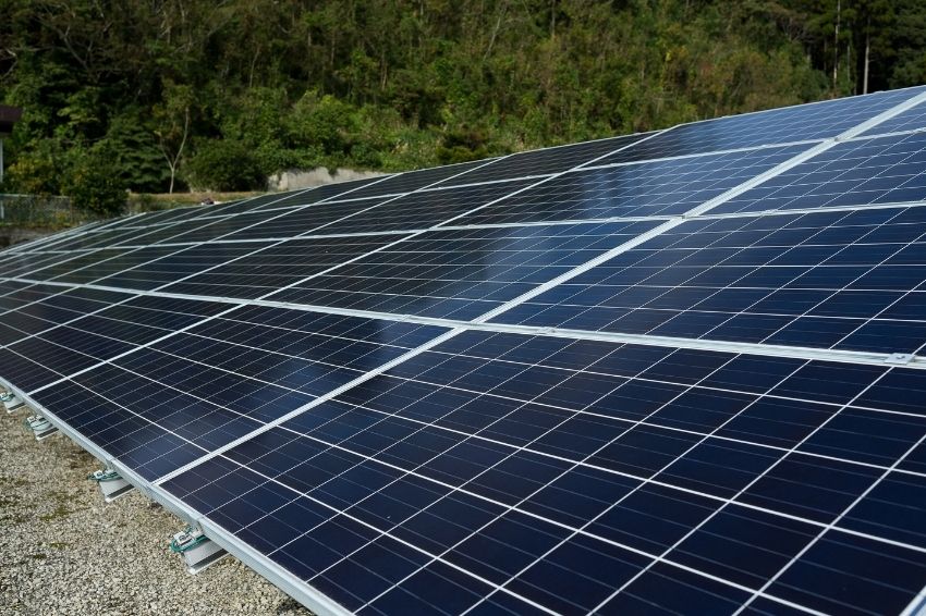 Escola de Rondônia substitui geração a diesel por energia solar