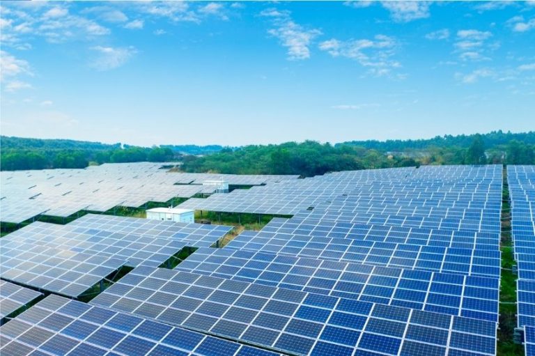 Medidores inteligentes de energia em sistemas fotovoltaicos