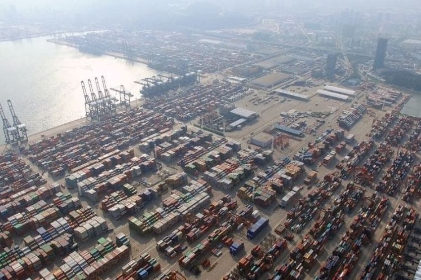 China: surto de Covid-19 segue causando atraso na entrega de mercadorias