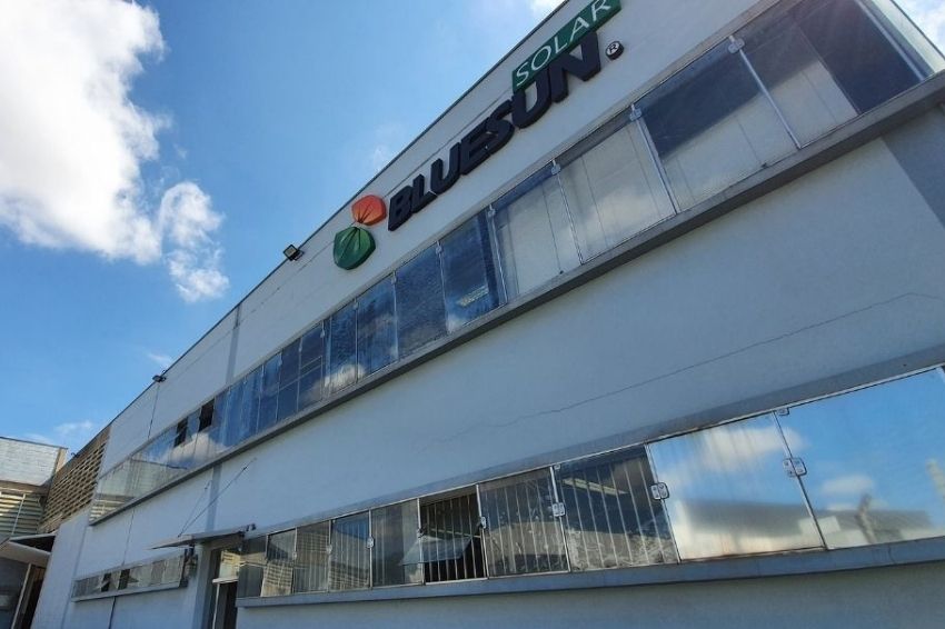 Bluesun supera a marca de 1,2 mil kits fotovoltaicos vendidos em apenas um mês Bluesun supera a marca de 1,2 mil kits fotovoltaicos vendidos em apenas um mês