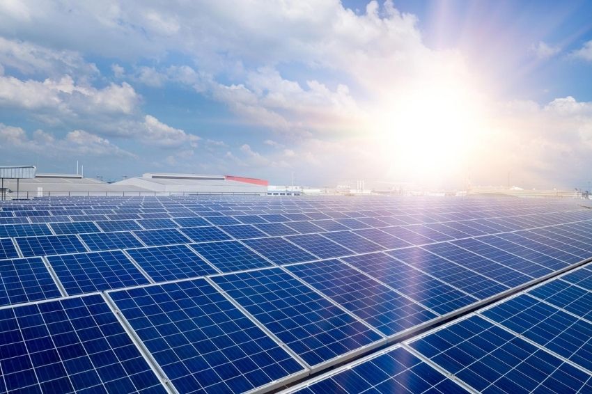 Consumidores ganham 16 novas usinas solares para o serviço de assinatura