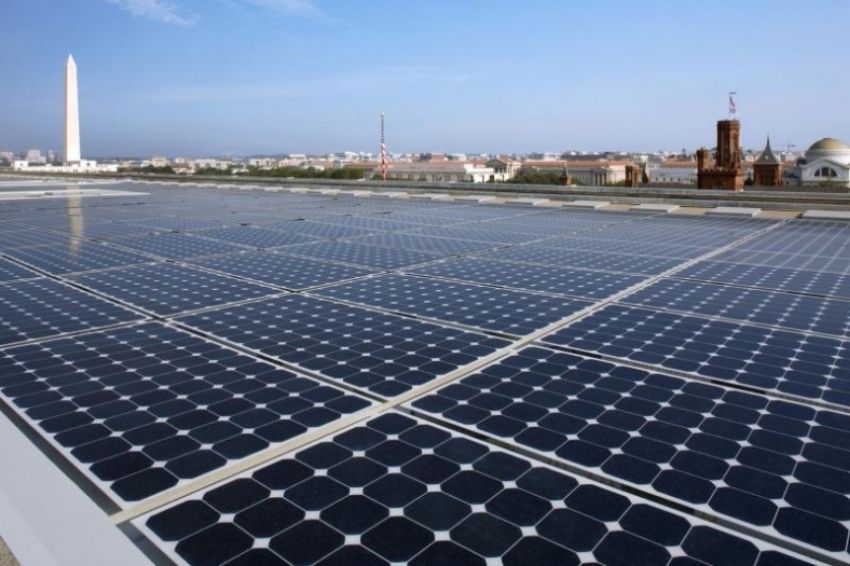 Governo dos EUA quer aumentar a participação da fonte solar de 4% para 45% até 2050