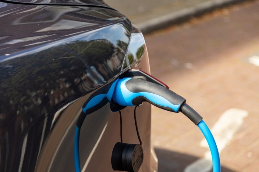 Growatt lança carregador para veículos elétricos