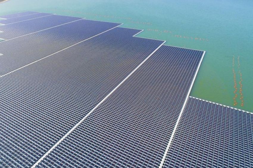 França construirá a maior central fotovoltaica flutuante do país