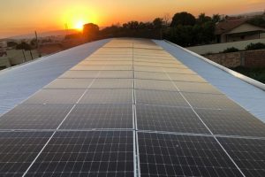 InvestSP e ABSOLAR firmam acordo para impulsionar a energia solar no estado