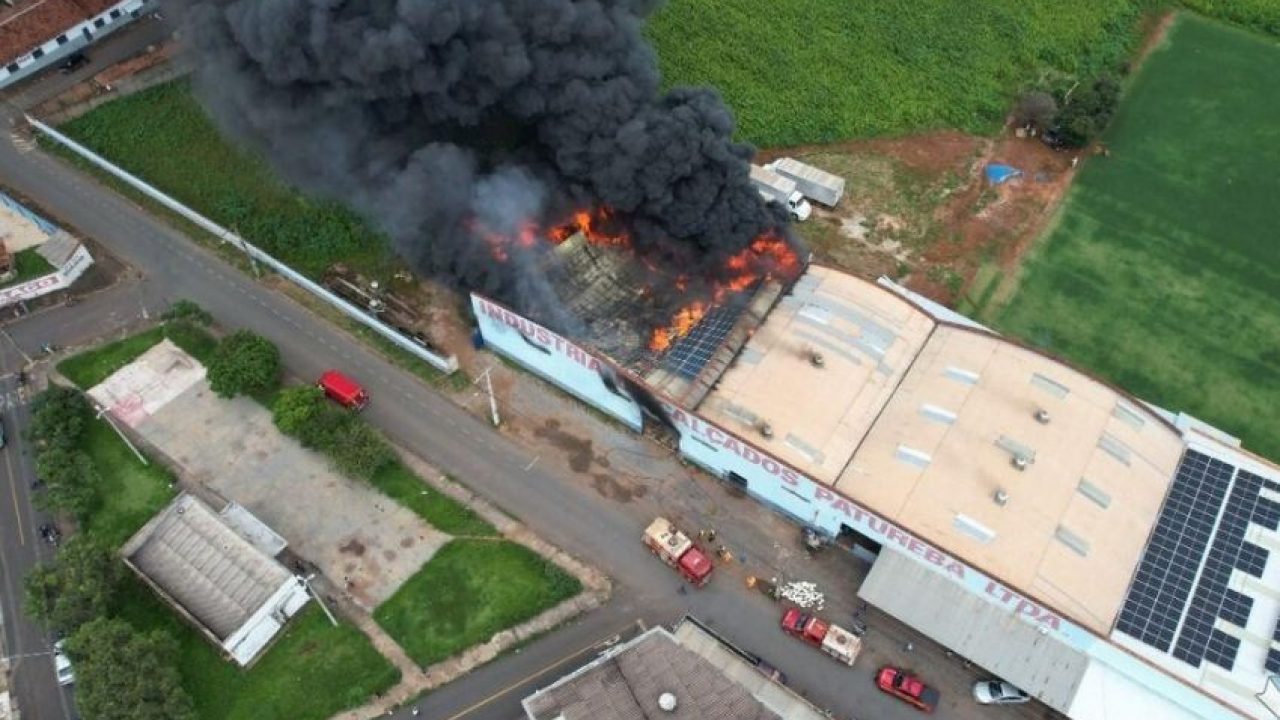 anniversary bus clearly Sistema FV é atingido por incêndio em fábrica de Minas Gerais