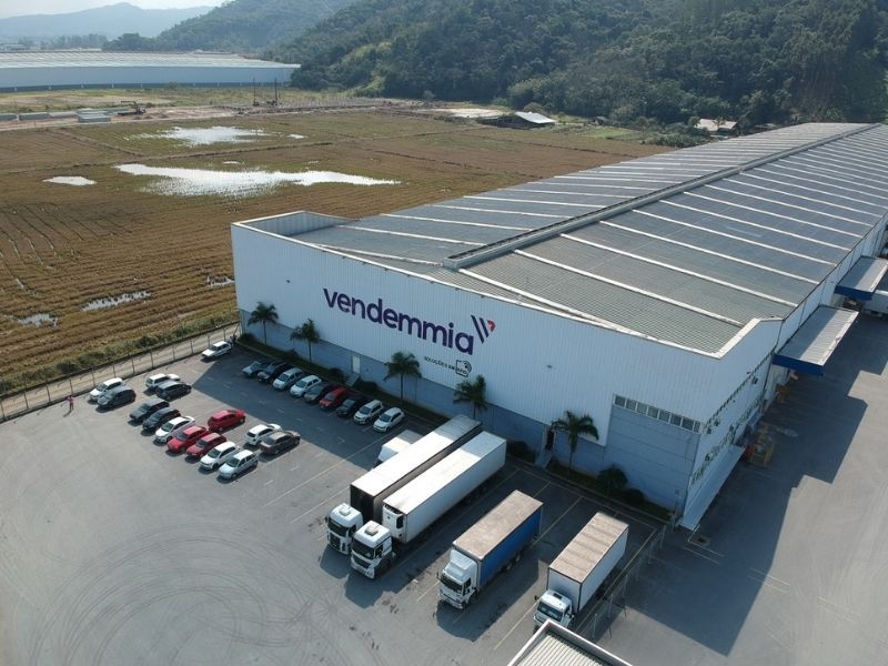 2P inaugura filial em Itajaí (SC) e firma parceria com Vendemmia
