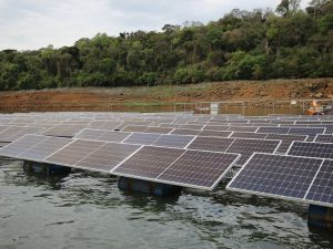 Paraná recebe 1ª usina solar flutuante do Sul