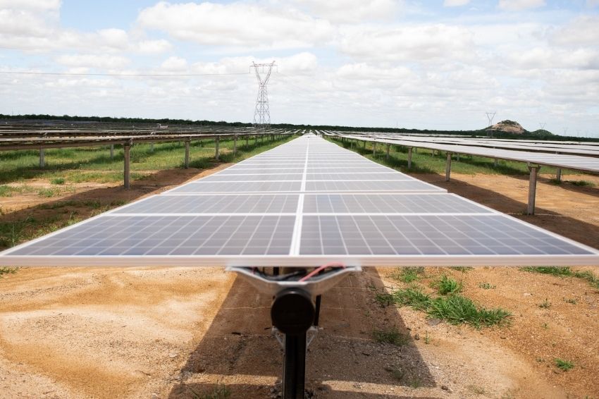 Atlas obtém financiamento de R$ 406 milhões para construção de usina solar