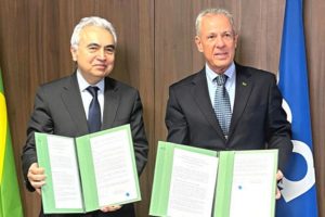 Brasil firma acordo de cooperação técnica com a Agência Internacional de Energia