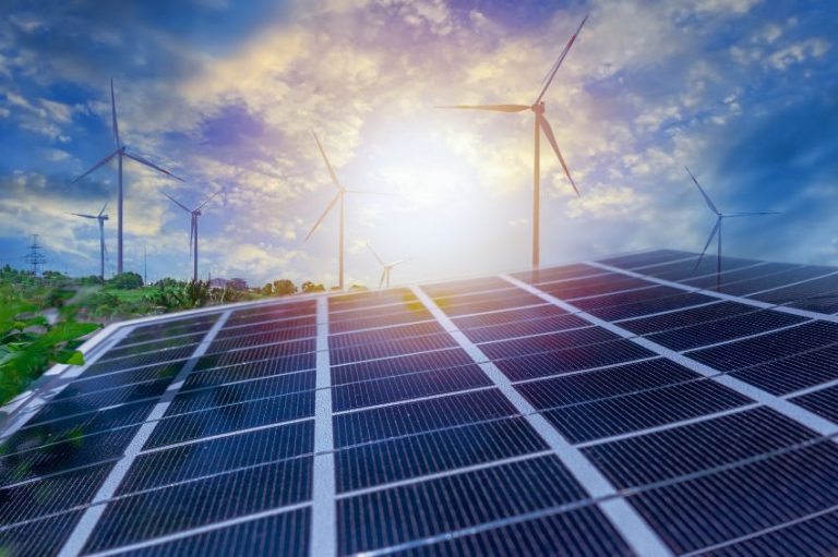 Eólica e solar atingem um décimo da eletricidade global