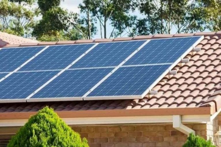 Desmistificando o custo da energia solar para casas e empresas