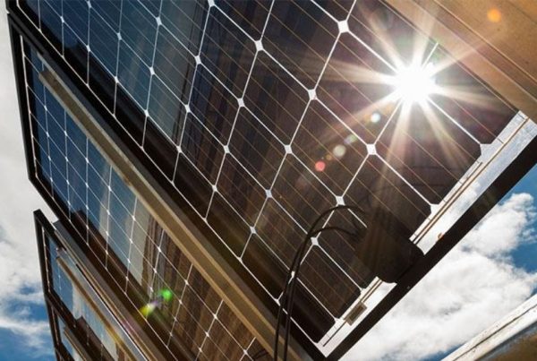 Aspectos importantes a serem considerados em projetos fotovoltaicos com módulos bifaciais