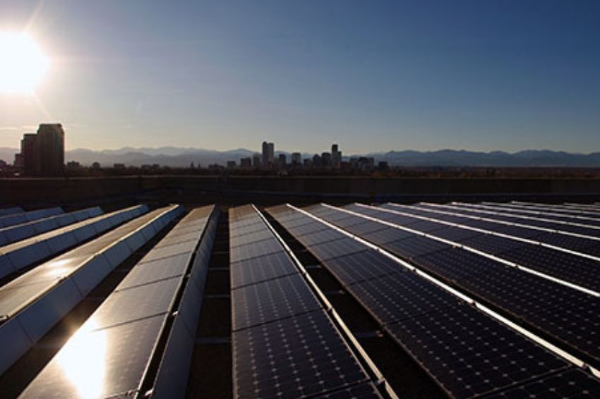 NREL aponta estratégias para reforçar a economia circular para painéis e baterias NREL aponta estratégias para reforçar a economia circular para painéis e baterias