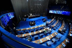 Senado vota PL que reduz a conta de luz com o uso de créditos tributários