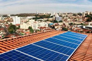 Sudeste atinge 500 mil UCs e se aproxima dos 4 GW em GD solar