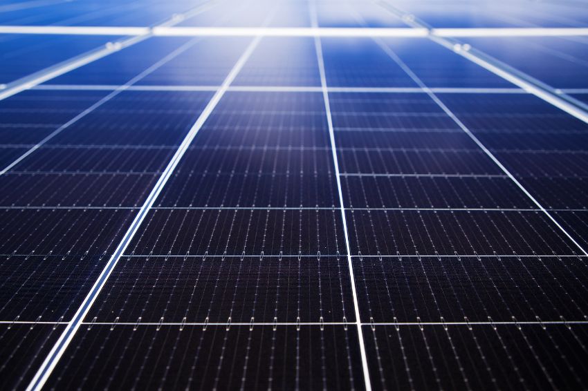 Prefeitura de Maringá terá economia de R$ 2 milhões com energia solar