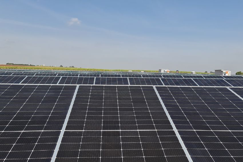 14-07-22-canal-solar-Âmbar Energia, do grupo J&F, inaugura usina de 5,1 MWp em SP