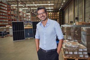 Canal Solar Com alta de 77% em receita, Aldo Solar anuncia Juliano Ohta como novo CEO
