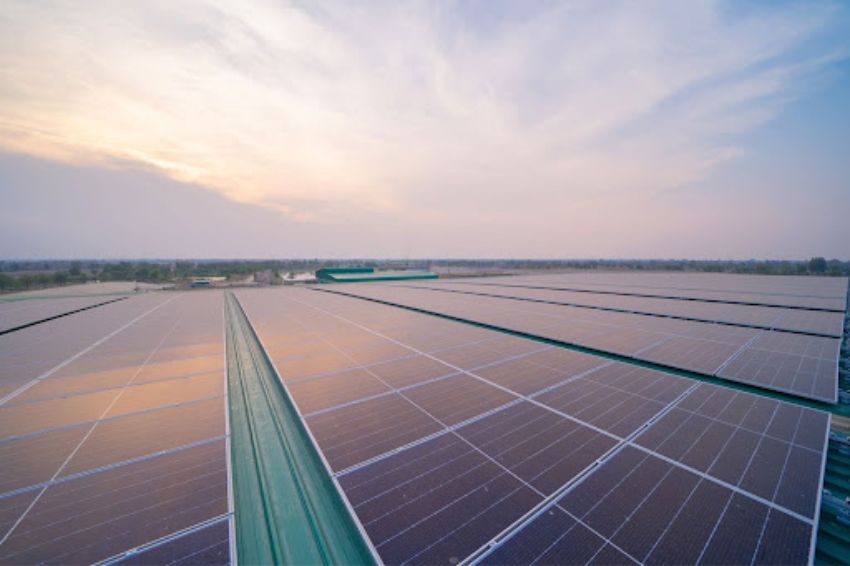 Fabricante pretende operar todas as fábricas com solar
