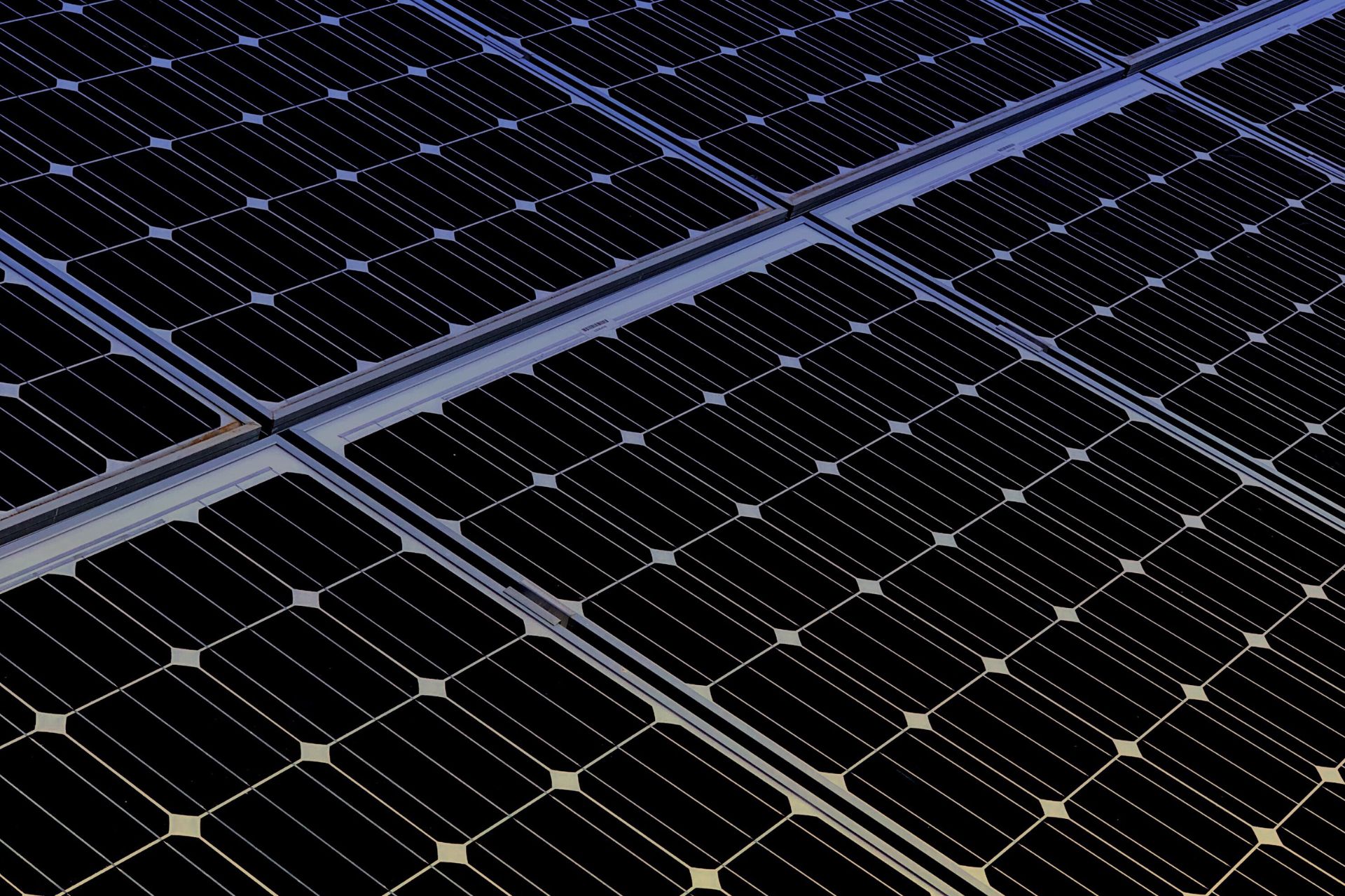 LONGi atinge 26,12% de eficiência para célula solar de HJT do tipo P