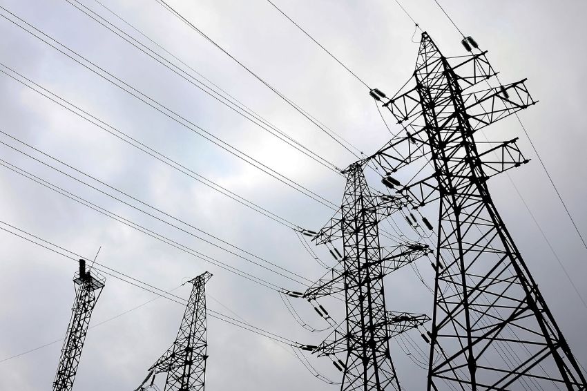 MME altera cronograma de três leilões de energia previstos para 2022