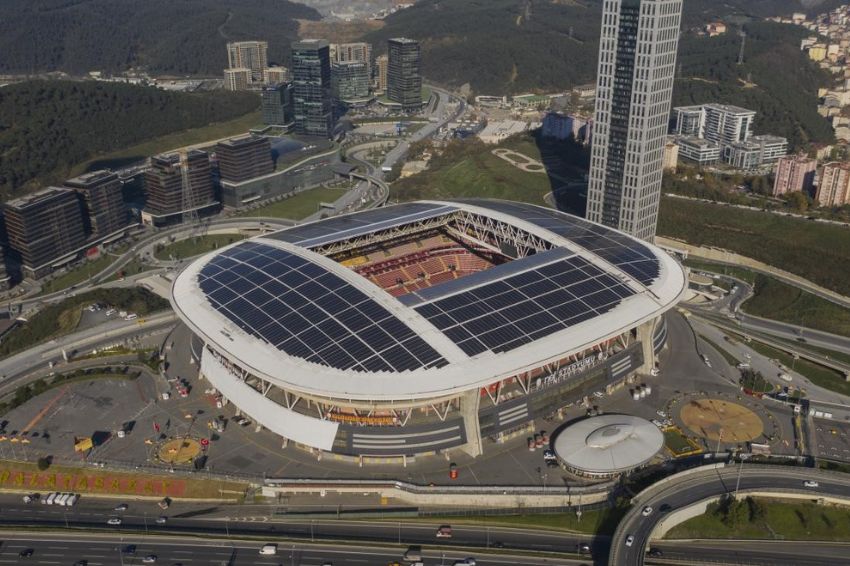 Estádio do Galatasaray bate recorde de energia solar e entra no Guinness