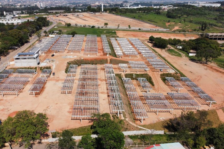 02-12-22-canal-solar-Carport de 30 mil m² está sendo instalado em Sorocaba (SP)
