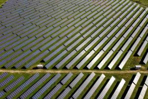 09-01-23-canal-solar-Atlas recebe crédito de R$ 1,1 bi para financiar projeto FV de 438 MW