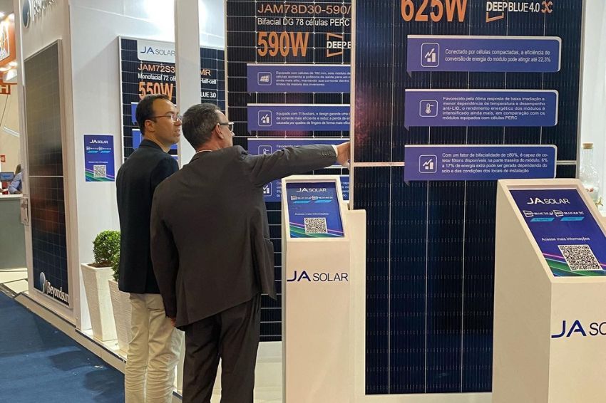 11-01-23-canal-solar-JA Solar atinge vendas de 1,4 GW no Brasil em 2022