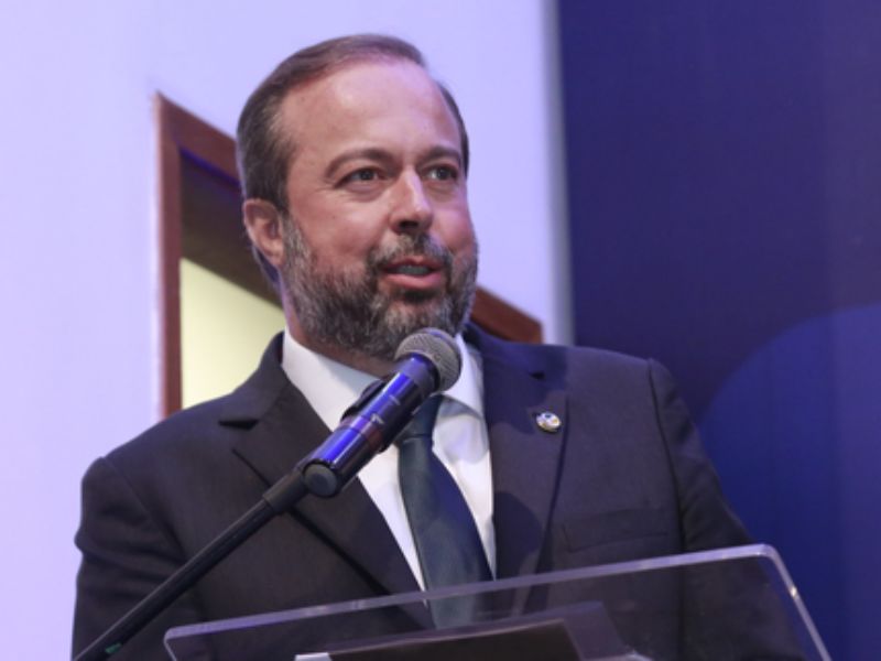 Alexandre Silveira anuncia secretaria de transição energética