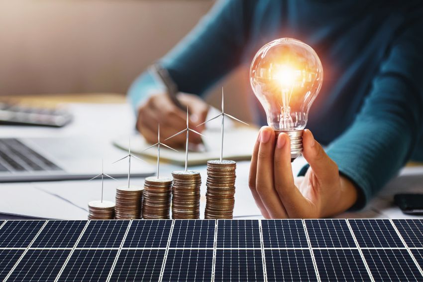 01-03-23-canal-solar-PotencializEE projeta 2 mil GWh de economia em PMEs industriais