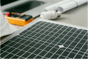 07-03-23-canal-solar-Banco BV lidera financiamento de equipamentos FV, aponta Greener